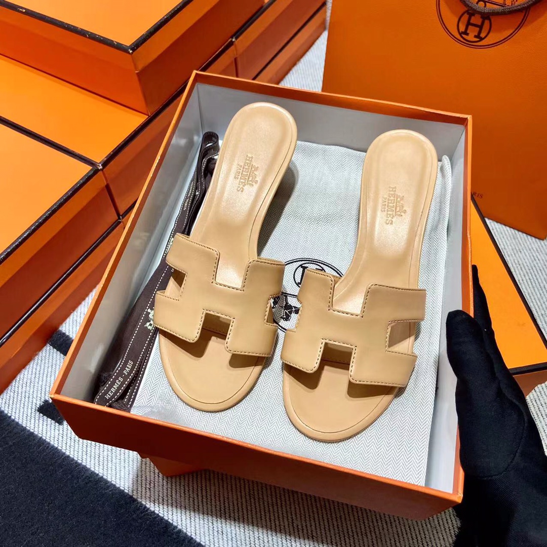 에르메스 올수공 오아시스 슬리퍼 샌들 스위프트 18